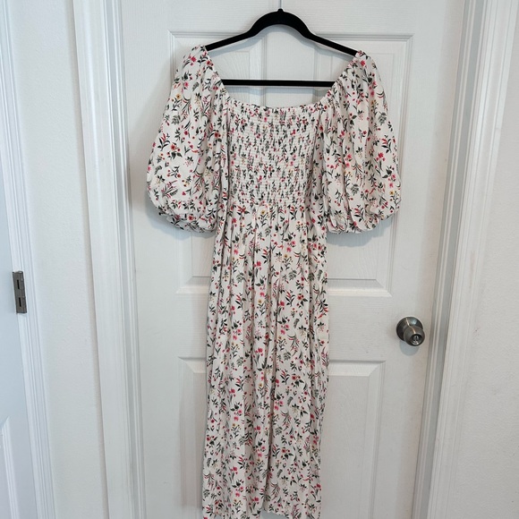 Old Navy Cream Maxi Dress with Orange, Yellow & Green Floral Print.  Size M - Picture 2 of 9